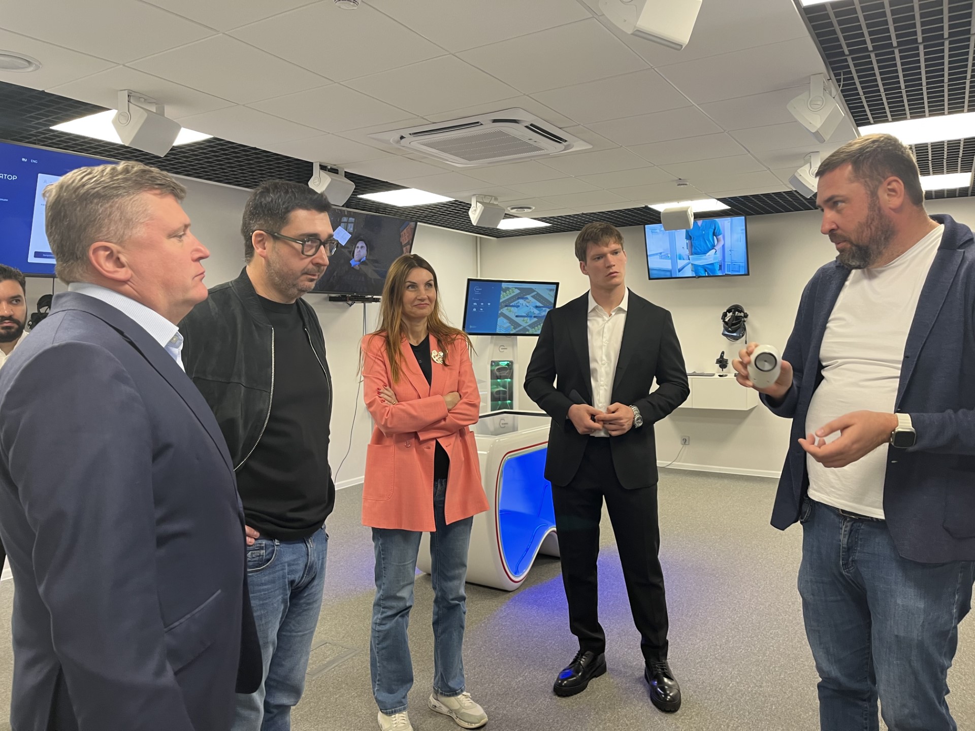 Представители РУДН ознакомились с разработками ИИР СамГМУ