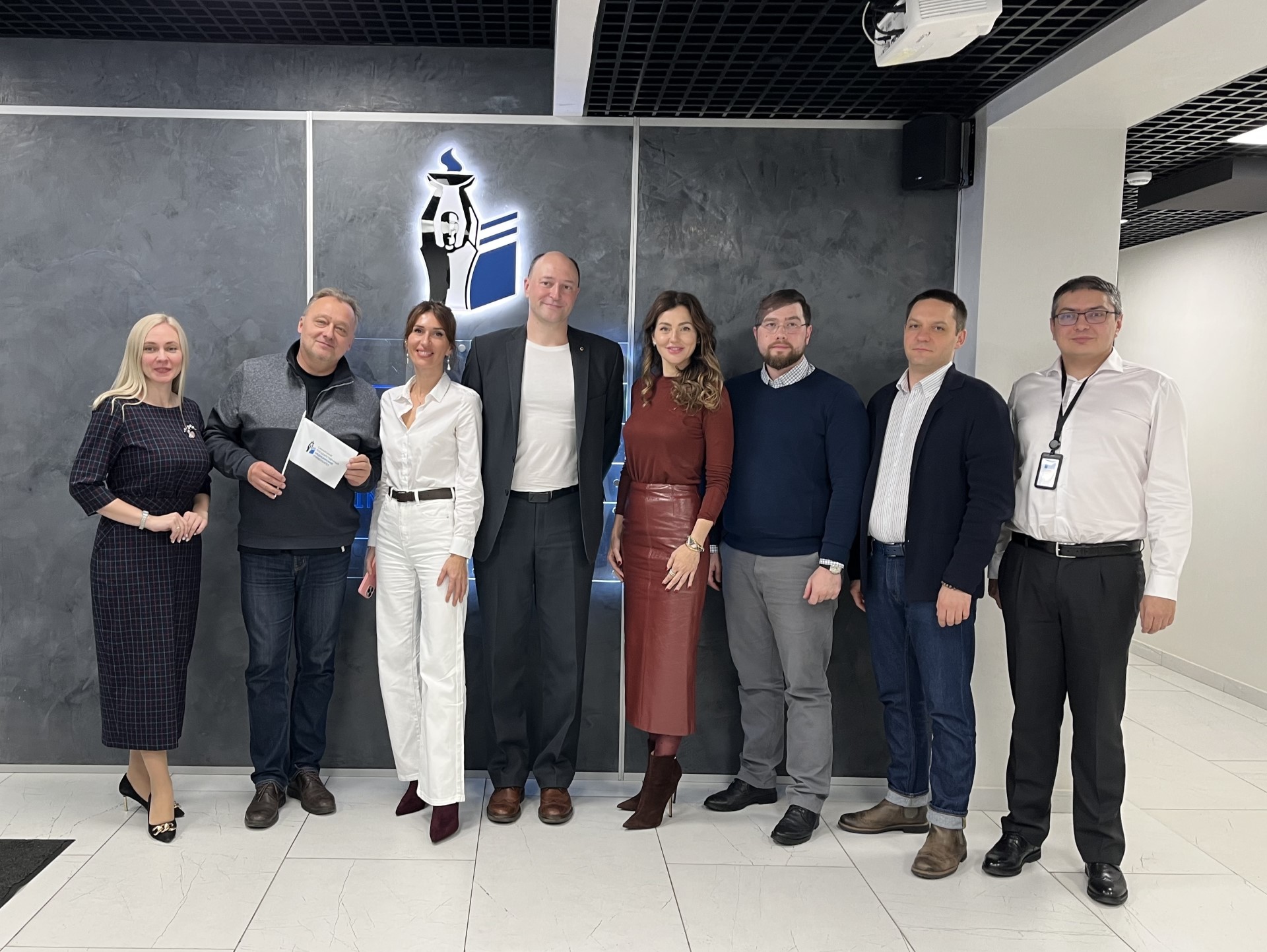 Представители Национального медицинского исследовательского центра имени В. А. Алмазова посетили ИИР СамГМУ Представители Национального медицинского исследовательского центра имени В. А. Алмазова посетили ИИР СамГМУ