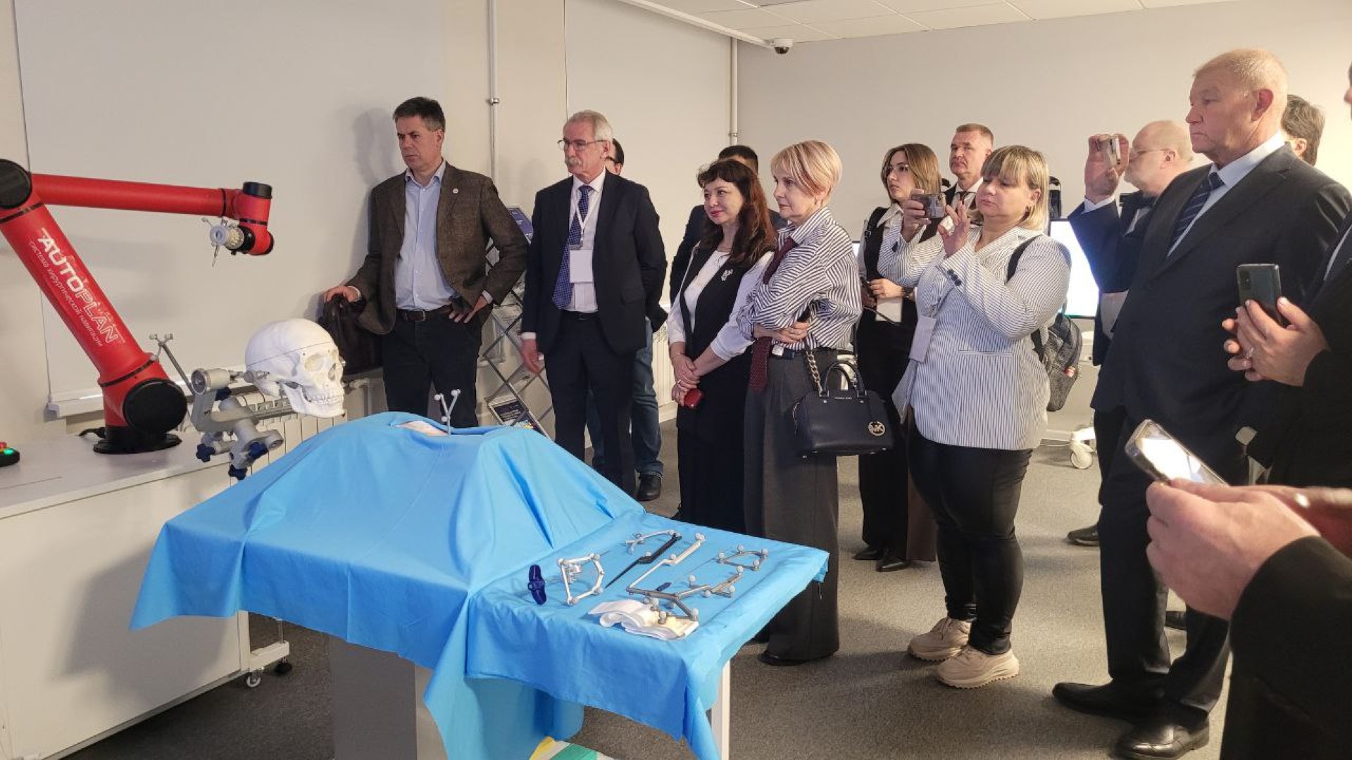 Оборудование ИИР СамГМУ представили участникам форума «Стоматология XXI века» в Самаре