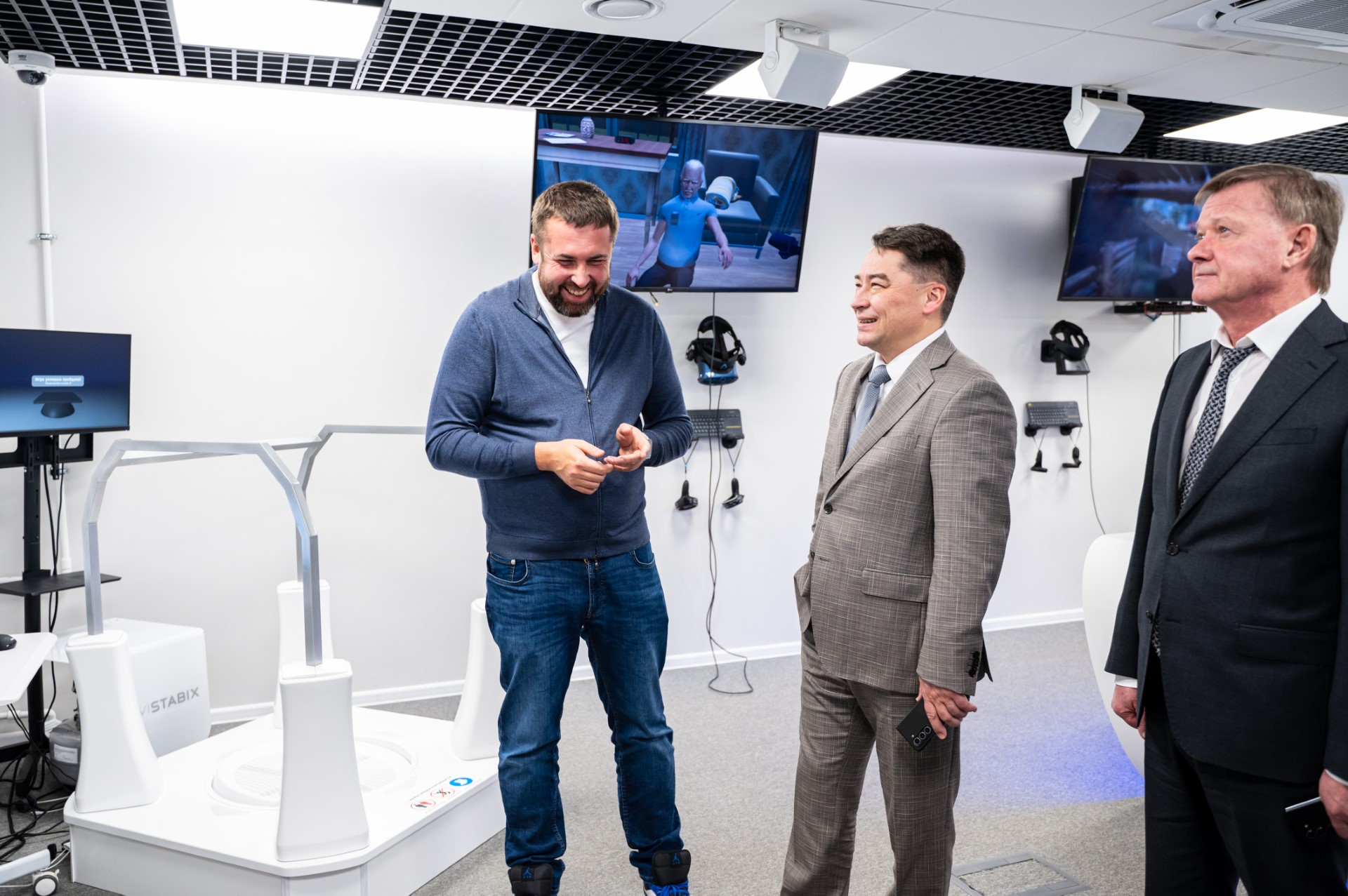 Министр промышленности и торговли Самарской области Денис Гурков посетил ИИР СамГМУ