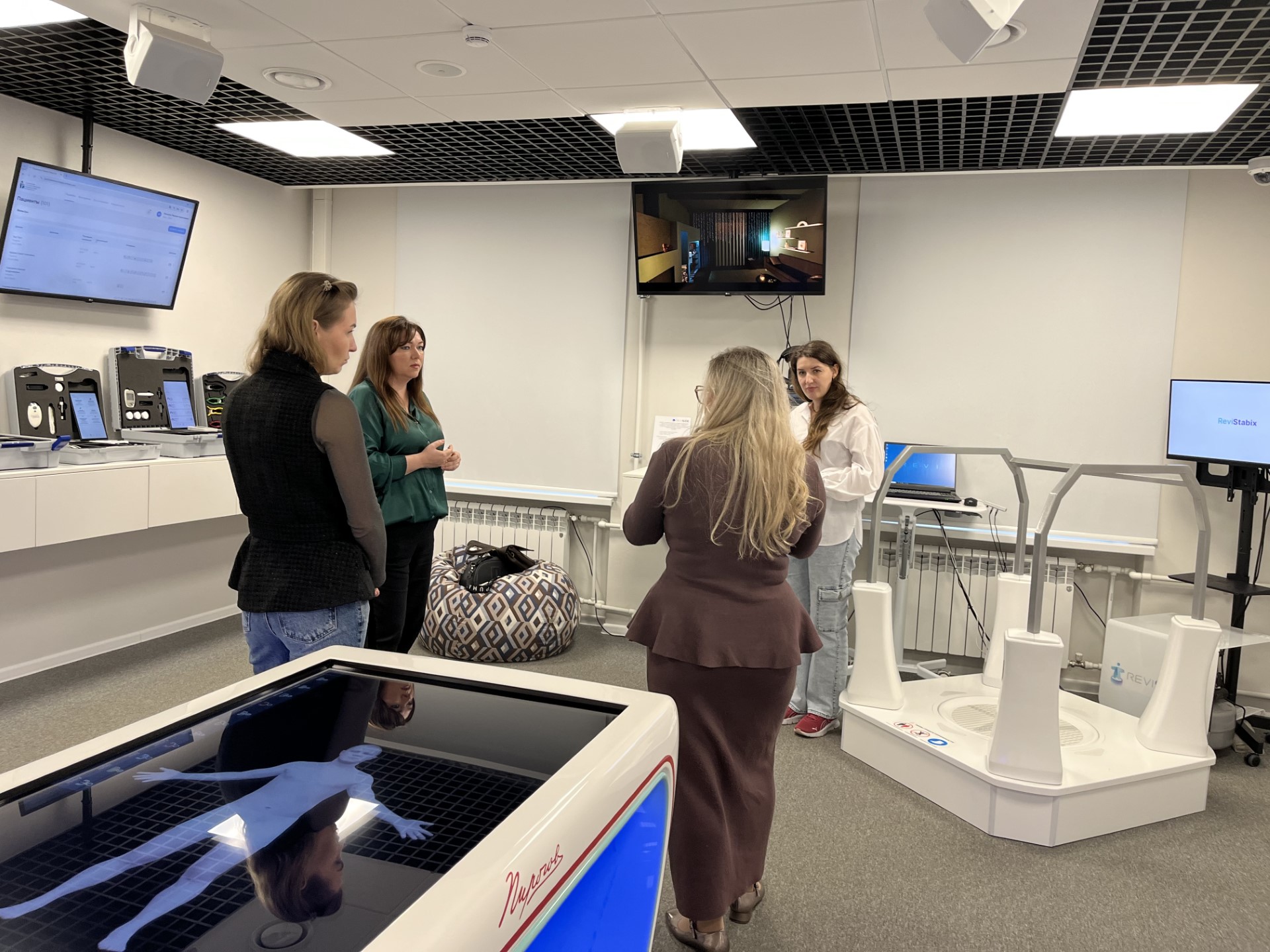 ИИР СамГМУ посетили представители Центра промышленной медицины КБ №172 Димитровграда