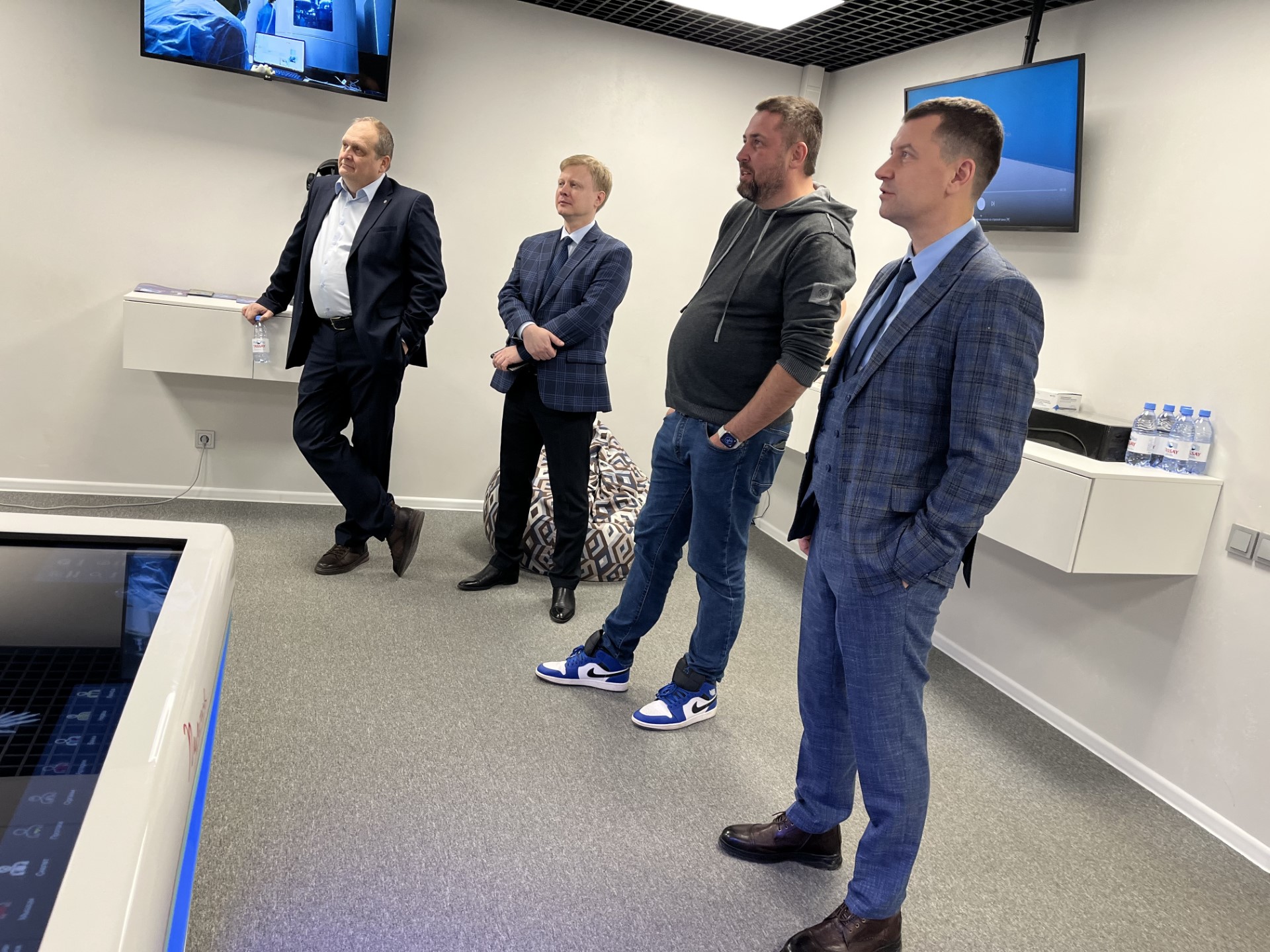 Представители профессионального сообщества инфекционистов ознакомились с технологиями ИИР СамГМУ