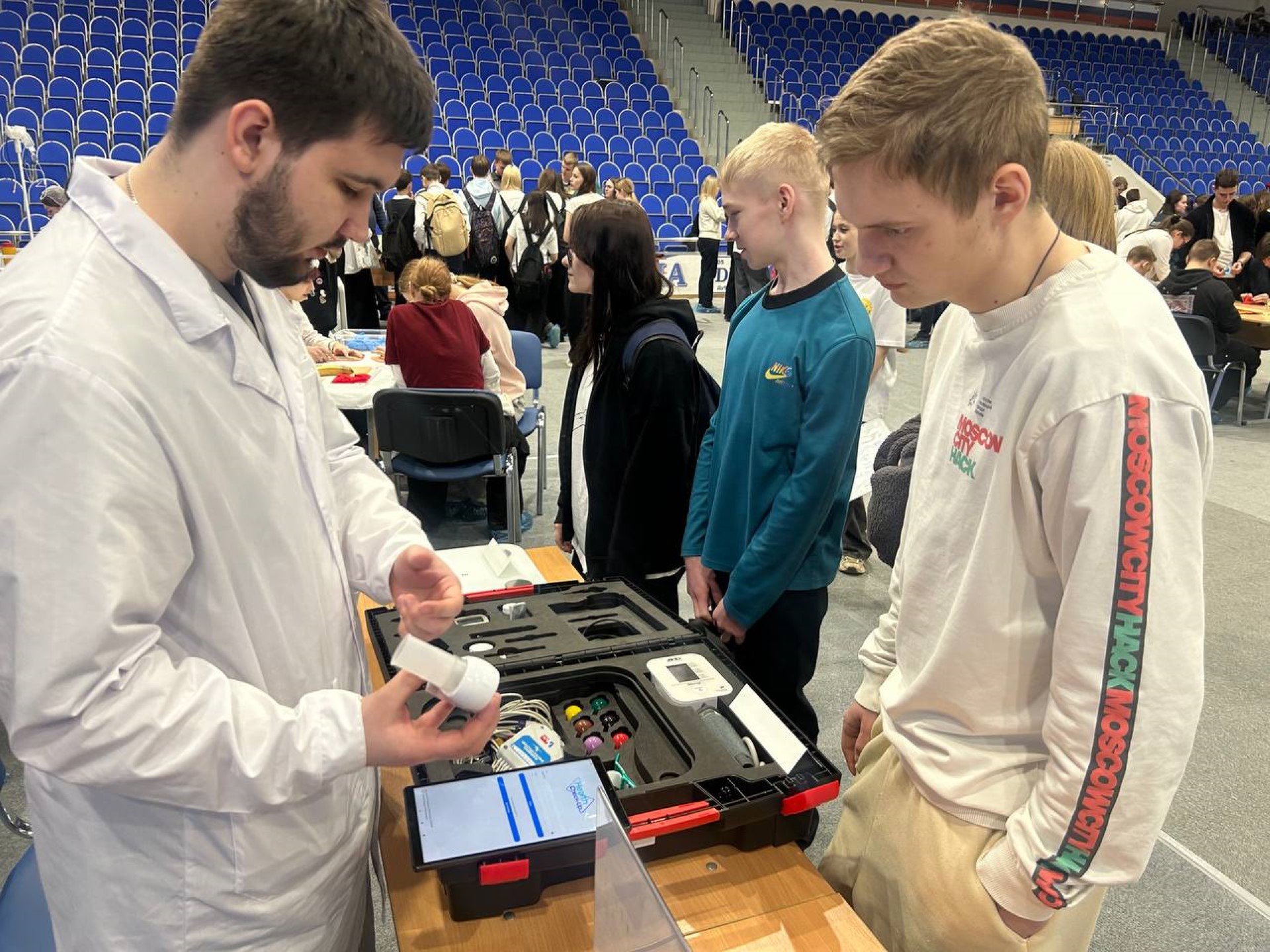 Решение для телемедицины ИИР СамГМУ представили участникам фестиваля профессий в г. Дубне