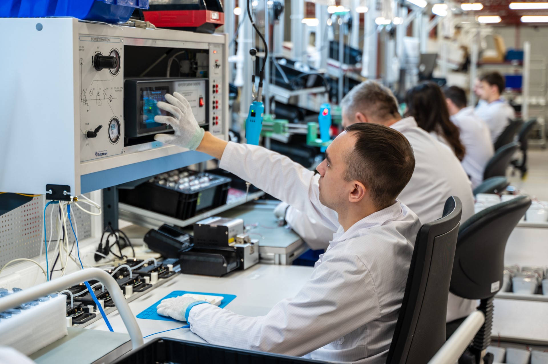 В ИИР СамГМУ запущено серийное производство автоматических тонометров