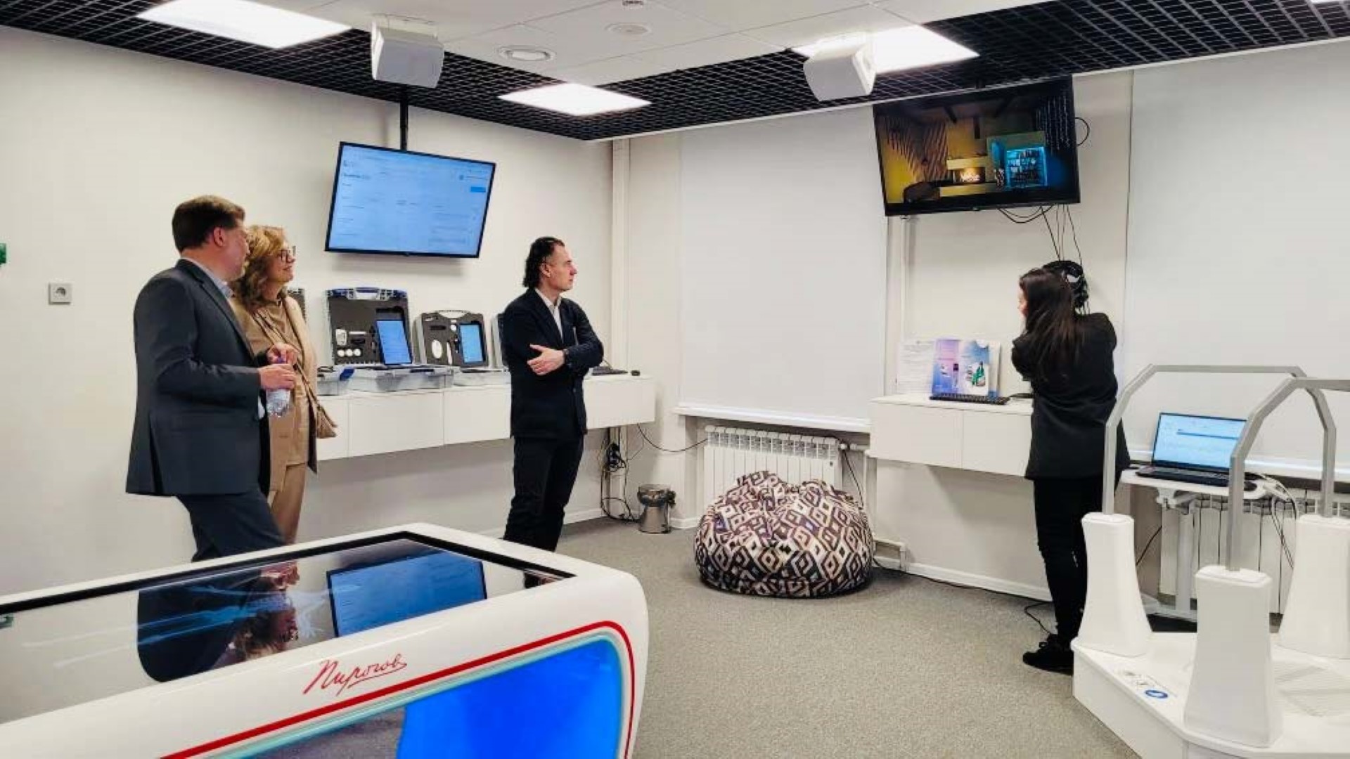 ИИР СамГМУ посетили представители группы компаний Neiry и компании «Аксонлаб»