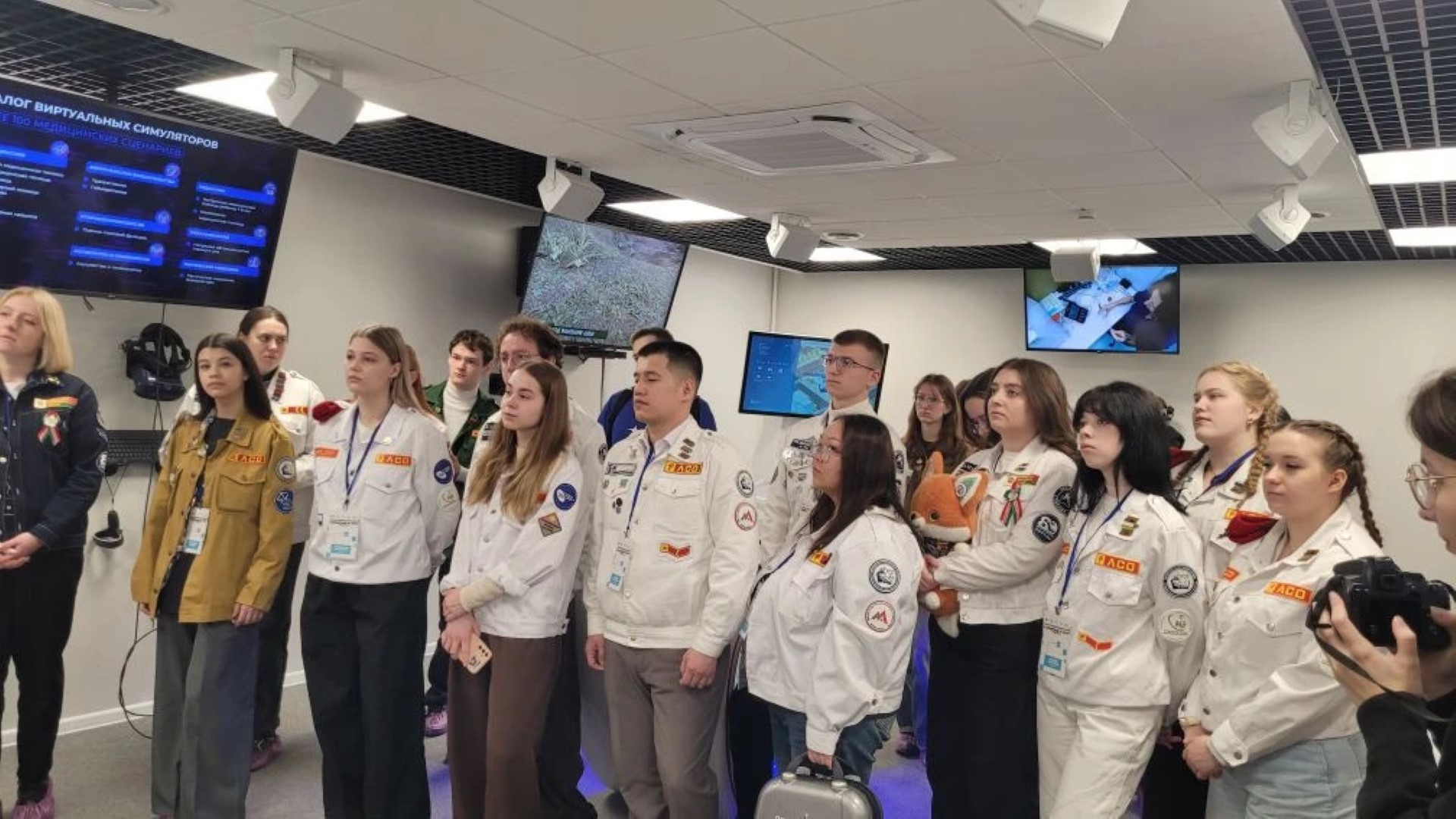 ИИР СамГМУ посетили участники Международного медицинского карьерного форума «Труд крут»