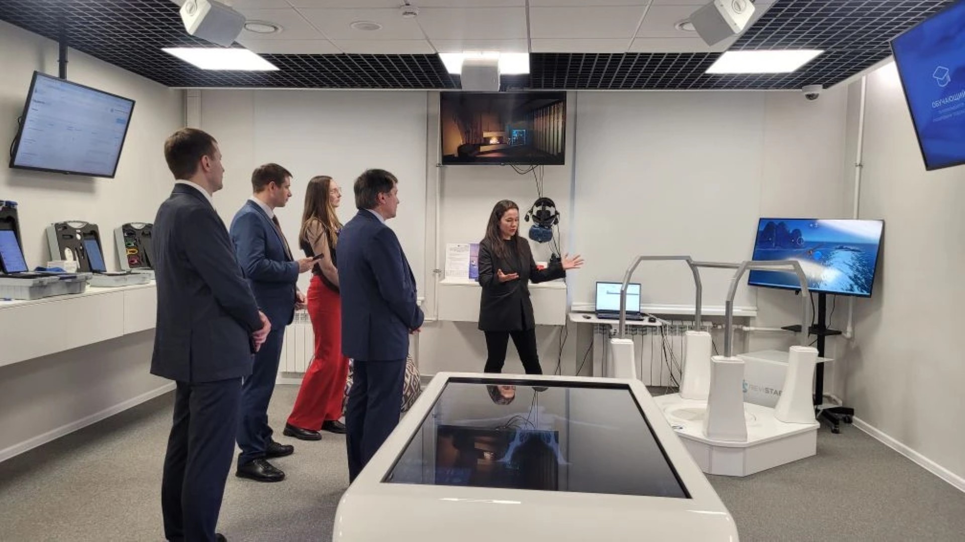 ИИР СамГМУ посетили участники Международного медицинского карьерного форума «Труд крут»