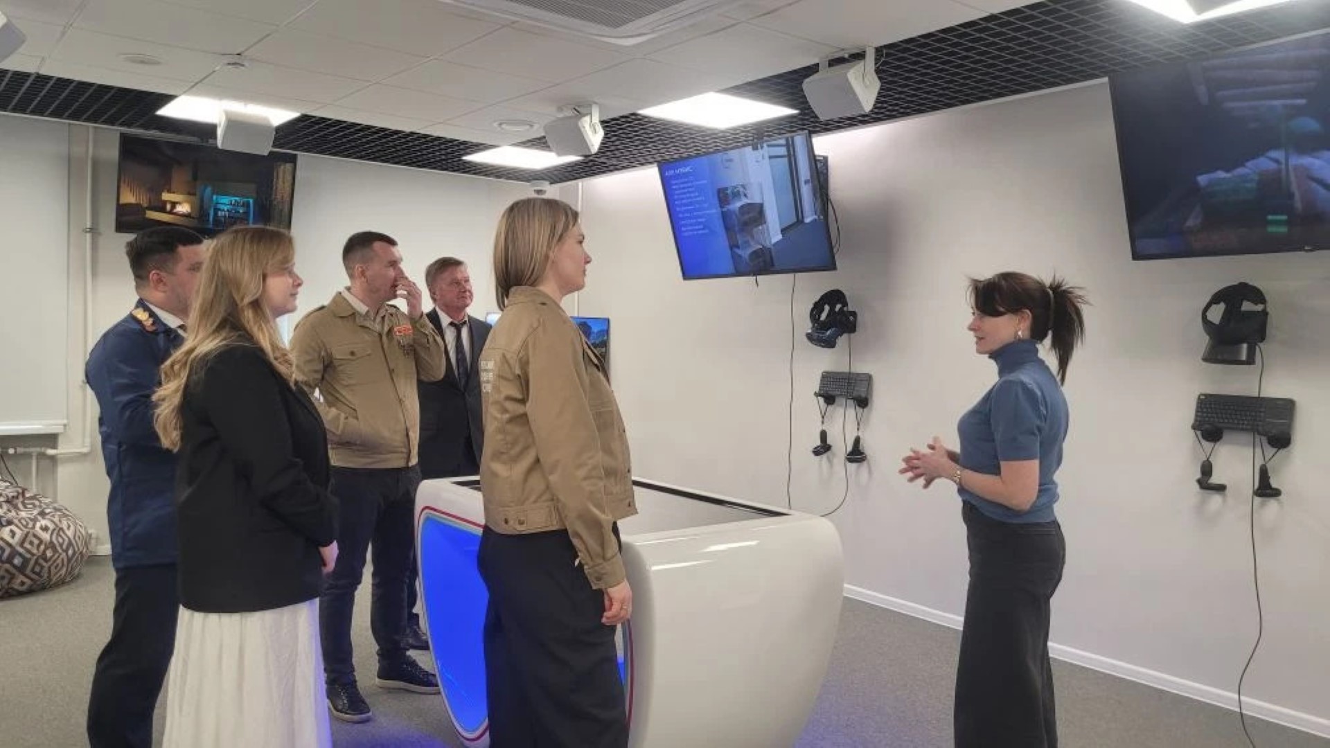 ИИР СамГМУ посетили участники Международного медицинского карьерного форума «Труд крут»