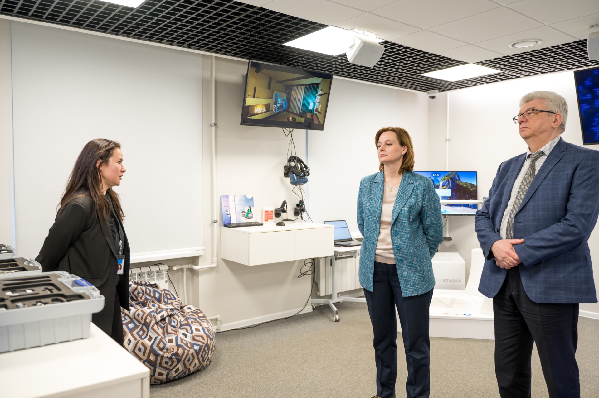 Делегация Российского научного фонда посетила площадки ИИР СамГМУ