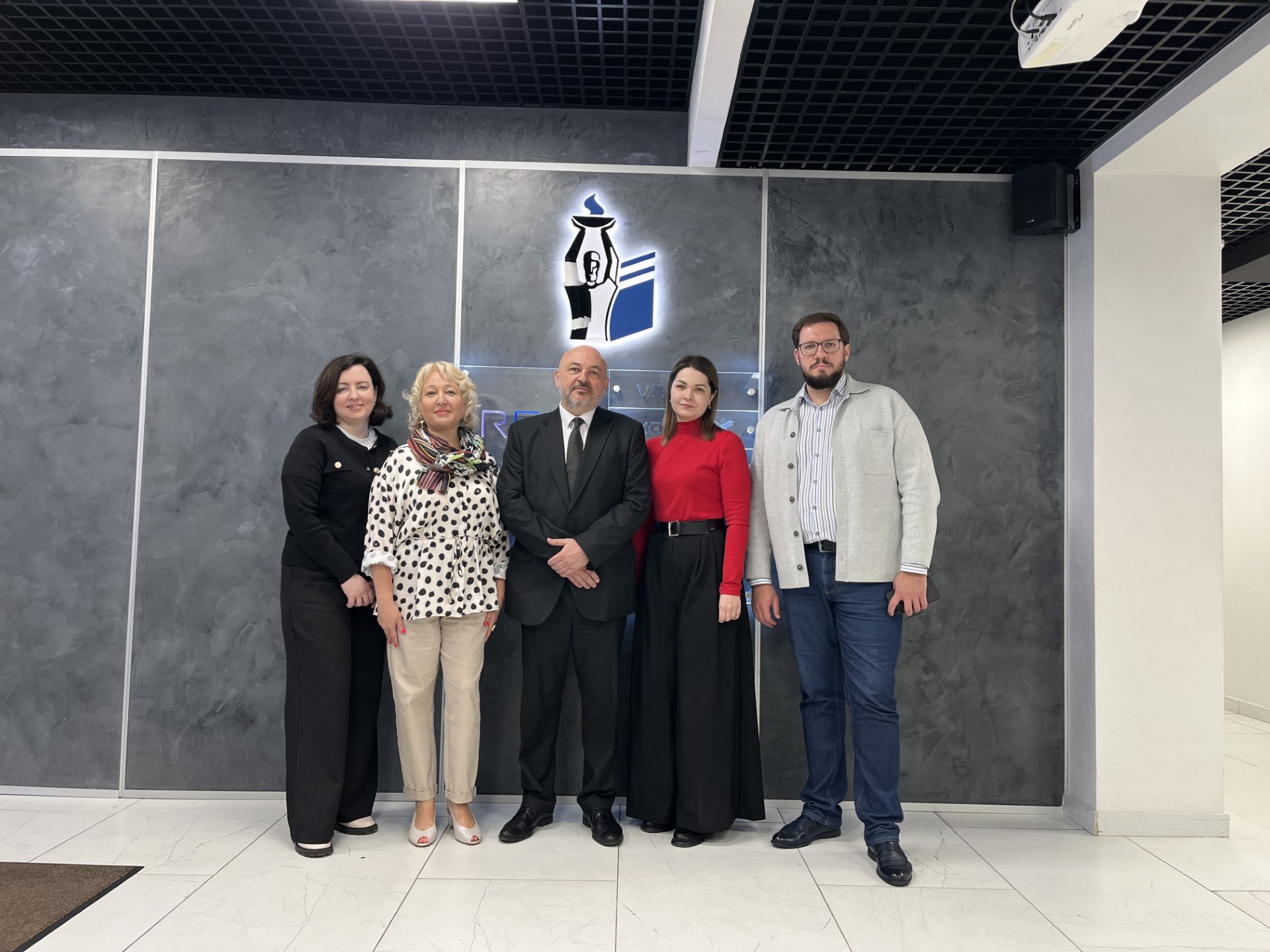 С оборудованием ИИР СамГМУ ознакомились представители Ставропольского медицинского университета