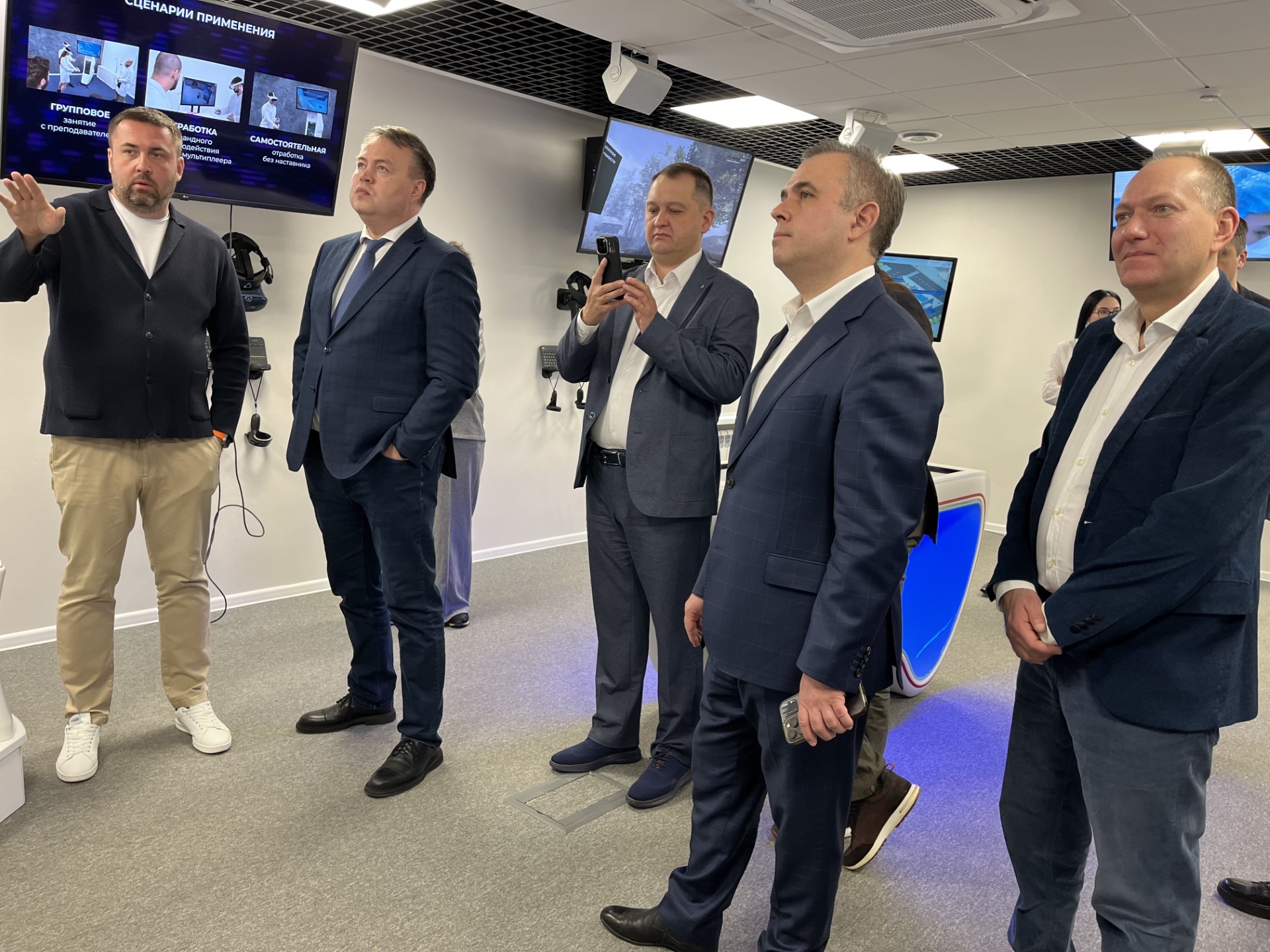 Площадки ИИР СамГМУ посетила делегация из Республики Татарстан