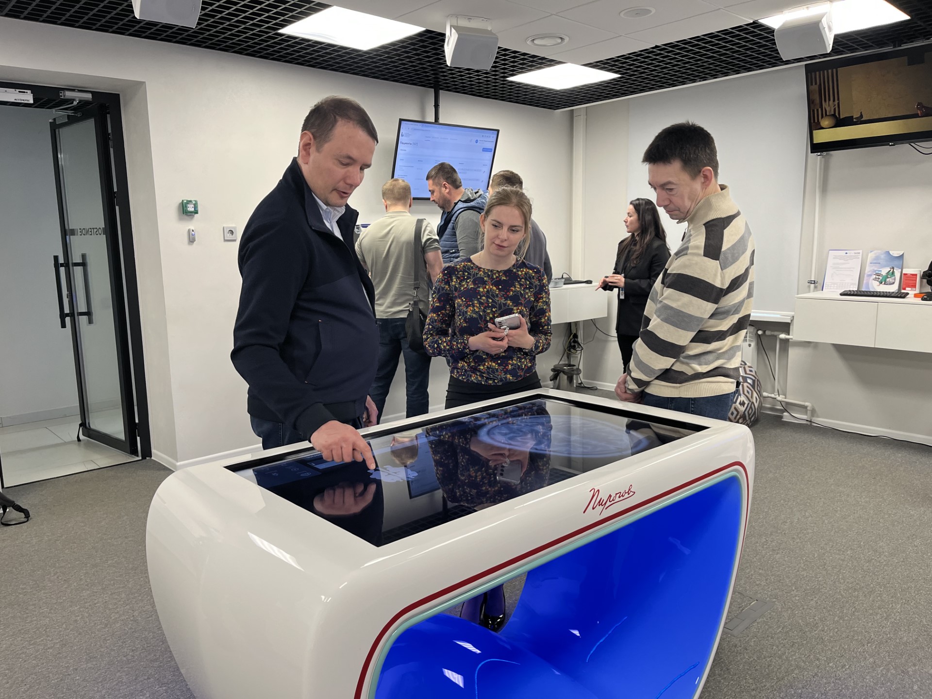 С оборудованием ИИР СамГМУ ознакомились представители ФГБУ ГНЦ ФМБЦ им. А.И. Бурназяна ФМБА России